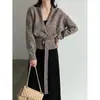 Susurros de Noche Luxi~Cárdigan de punto con cuello en V y cinturón de hebilla cuadrada para mujer, suéter cruzado de otoño para commuting ss1071
