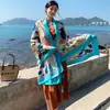Chal de Estilo Étnico para Verano Mujer 2026 Nuevo Estilo Viaje a Yunnan Protección Solar Bufanda de Seda con Borlas Toalla de Playa