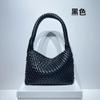 Bolsa de Mano Tejida a Mano para Almuerzo Xiaozhong para Mujer Bolso de Hombro de Gama Alta Bolso de Mujer 2024 Bolso Cruzado Portátil para Hombro