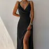 Ropa Europea y Americana para Mujer Transfronteriza Verano 2025 Amazon Aliexpress. Vestido estampado con cuello halter en V y abertura