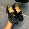 ¡Stock disponible y envío inmediato! Mocasines de moda versátiles nuevos con pliegues, para monedas pequeñas, suela gruesa, tacón grueso, sin cordones para mujer