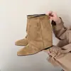 Botas Cortas de Moda Otoño Nuevas Hermosas de Punta Cuadrada Estilo Western para Mujer 2026 Apertura de Pierna Ancha Botas que Aumentan la Altura Interior para Mujer
