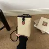 Bolso tejido color block para teléfono para mujer, nueva colección primavera 2026, bolso cuadrado pequeño de paja tejido moderno y a la moda, bolso cruzado simple estilo coreano