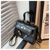 Bolso Kelly de Moda de Alta Gama Transfronterizo para Mujer 2024 Nuevo Diseño Nicho Versátil Estilo Occidental Casual de Hombro Cruzado