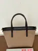 Bolsa de ombro estilosa e moderna para mulheres, apresentando um design único e chique, perfeita para uso casual, e uma nova coleção outono 2026 com um design de bolsa tipo balde texturizado de alta qualidade.