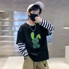 Linda Moda Dibujos Animados Estampado Algodón Puro Falso Dos Piezas Camiseta para Bebés Niños 2026 Otoño Manga Larga