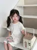 Nuevo Estilo de Verano para Niñas, Conjunto de Algodón para Estar en Casa, Manga Corta, Delgado, Lindo Estampado Floral, Pijama Infantil que se Puede Usar Afuera en Habitaciones con Aire Acondicionado