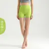 Pantalones de Yoga Cepillados de Doble Cara Mejorados para Mujer Cintura Alta Europea y Americana Levantamiento de Glúteos Tipo Durazno Pantalones Cortos Deportivos Pantalones de Fitness Pantalones de Tres Puntos
