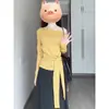 Novidade: Blusa de estilo francês inspirada no outono com design que acintura, valoriza e ilumina o tom da pele. Blusa de outono para mulheres