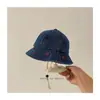 Novedad para Otoño 2025 ~ Sombrero de Pescador de Mezclilla para Bebé Sombrero de Cubeta Versátil Bordado Retro para Niños y Niñas Lindo al por Mayor