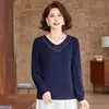 Camiseta de outono da moda para mães, de tricô, rejuvenescedora, emagrecedora, para mulheres de meia-idade e idosas, primavera e outono, elegante, de manga comprida, blusa básica de corte solto