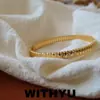Pulseira Yuyu 5A Zircônia com Design Delicado em Relevo, Fecho Fácil de Usar, Pulseira Empilhável Estilo Europeu e Americano, Galvanoplastia a Vácuo