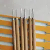 Torno en miniatura para hacer cuentas para la elaboración de rosarios budistas, un pequeño torno de uso doméstico para hacer cuentas redondas, una herramienta de carpintería DIY para cuentas de madera