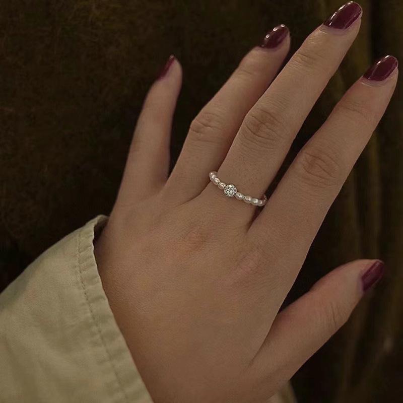 ins风小众设计珍珠水晶球戒指女不掉色简约百搭轻奢