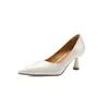 Zapatos de tacón alto de punta fina estilo francés, versátiles, de piel de vacuno~Colección otoño 2026, corte bajo, zapatos de salón extremadamente cómodos y sexys