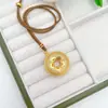 Ouro de Areia Antigo Nova Chinoiserie Filigrana de Diamante Fivela de Segurança Pingente Disco Vazado Colar Tendência Nacional Estilo Étnico Corrente para Suéter