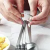 Herramientas para hornear: Juego de cucharas medidoras de acero inoxidable 304, que incluye un juego de 11 piezas de cucharas integradas y un mini batidor