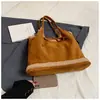 Bolso Tote de Lana de Cordero con Empalme de Nicho para Mujer 2025 Nuevo Estilo Lazo Retro Perezoso Gran Capacidad Bolso de Axila Hombro