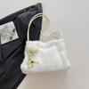 Bolso Cubo de Felpa Nuevo de Invierno para Mujer 2025 Bolso de Hombro de Moda y de Gama Alta Bolso Casual de Nicho de Tendencia para Mujer
