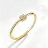 Bestseller transfronterizo europeo y americano, juego de 5 pulseras de cintura delgada para mujer, acero inoxidable con recubrimiento al vacío de 18 quilates, accesorios de mano de nicho y elegantes