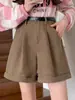 Pantalones Cortos de Pana Marrones para Mujer Cintura Alta Adelgazantes Para Llevar con Botas de Pierna Ancha Pantalones Otoño e Invierno 2023 Nuevos Pantalones Casuales de Corte A