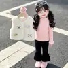 Chaleco de Peluche para Niñas 2026 Nuevo Estilo Forro Polar Engrosado Modelo Otoño/Invierno Cálido para Bebé Historieta Moderno Conjunto de Tres Piezas de Invierno