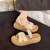Zapatillas de Estilo Hada para Mujeres de Baja Estatura con Suela Gruesa para Aumentar la Altura, Nuevo Modelo Verano 2026, Elegante Diseño de Perlas, Cómodas para Usar al Aire Libre