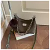 Bolso de hombro para mujer 2026 verano nuevo modelo bolso de dama estilo coreano nicho bolso de mujer gran capacidad al por mayor bolso cruzado bolso nuevo