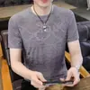 Camiseta Moderna de Manga Corta para Hombre, Verano 2025 Nuevo Casual Versátil de Seda Helada Top de Media Manga, Ropa de Camiseta de Marca Trendy de Ins
