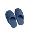 Pantuflas de tela para pareja para uso en casa, aptas para todas las estaciones, silenciosas, pantuflas de piso simples estilo japonés, antideslizantes, pantuflas con suela suave como una nube
