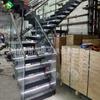 Fabricante de Foshan Venta al por mayor Tablero de escalón de mármol Escalera con luz LED Moderna Forma de L Barandilla de vidrio bilateral Aleación de aluminio