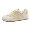Zapatillas de Entrenamiento Alemanas Amarillas para Mujer, Nuevo Modelo 2026, Tenis de Malla Transpirable para Verano, Zapatillas Deportivas Casuales Blancas para Mujer