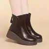 Botas Martin de suela gruesa, piel suave, nueva colección de invierno 2026, botas para mujer con forro de felpa, engrosadas, punta redonda, diseñadas para mujeres petite, botines que aumentan la altura, botas de algodón
