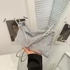 Bolso de mujer Otoño 2023 Nuevo estilo coreano de moda simple bolso de diamantes brillantes bolso casual de mujer bandolera de hombro debajo del brazo