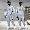 Conjunto para Niños 2026 Sudadera de Verano Pantalones Largos Niños Medianos y Grandes Ropa Infantil Suelta de Dos Piezas Elegante Adolescente Deportivo