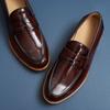 Mocassins Respiráveis Masculinos, Slip-Ons de Couro Macio, Tênis Casuais Slip-On Leves com Solado Grosso, Sapatos Masculinos de Couro Bovino de Primeira Camada