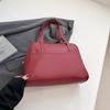Bolsa de Ombro Grande Capacidade Estilo Coreano Feminina Primavera 2025 Nova Bolsa de Axila Retrô Bolsa Tote de Grande Capacidade Versátil