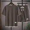 Camiseta waffle masculina, de manga curta, feita de seda gelada, adequada para o verão, vem como um conjunto esportivo casual estiloso, fina e leve