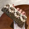 Popular funda de teléfono retro europea y americana con estampado de leopardo y flores para Galaxy S26 S25 funda protectora de una sola capa de moda
