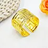 Amazon Transfronterizo Nueva Moda Anillo de Servilleta Abierto Metal Patrón Vertical Fabricante de Anillos de Servilleta Venta al por Mayor