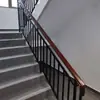 Cerca de pátio de vila para escola, cerca de ferro forjado para proteção de telhado, corrimão de escada de corredor, guarda-corpo de escada de aço galvanizado