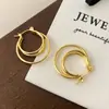 Simples e Versátil, Luxo Leve com um Toque de Alto Padrão, Coleção de Brincos Dourados em Camadas Múltiplas, Brincos de Design Personalizado Exquisitos da Moda de Nicho