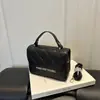 Bolso cuadrado pequeño de moda 2026 con bolsillo oculto con cremallera, bolso cruzado para estudiante, bolso de hombro nuevo versátil, pequeño y exquisito