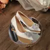 2026 Novos Saltos Altos com Strass Femininos Salto Fino Nova Boca Rasa Sapatos Franceses Sapatos de Banquete Sapatos de Noiva Xiuhua