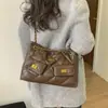 Bolso Grande de Alta Gama Estilo Retro 2025 Nuevo Bolso de Hombro Cruzado para Viajes Diarios Bolso Tote de Moda para Mujer