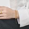 Nueva Moda Personalizada Transfronteriza Simple Versátil Pulsera de Cuentas de Flor de Sarga para Mujer Personalizada Acero de Titanio Chapado en Oro Primera Joyería