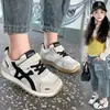 Zapatos Deportivos para Niñas 2026 Verano Nueva Moda Zapatos de Papá para Niños Suela Suave Transpirable Niños Medianos y Grandes Zapatos Casuales para Niños