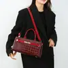 2026 Nova Bolsa Pequena Feminina Outono Versátil Retrô Bolsa Transversal Pequena Bolsa Quadrada de Mão