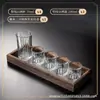 Juego de Copas para Licor con Dispensador de Vino, Juego de Cristalería, Vasos Pequeños de Vino de 0.05 kg, Copas Amarillas para Vino y Shochu, Sensación de Alta Gama