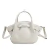 Bolsa de Mano de Cuero Suave Estilo Cesta de Gama Alta Dropshipping Bolso Tote de Gran Capacidad Nuevo Otoño e Invierno 2026 Venta al por Mayor
